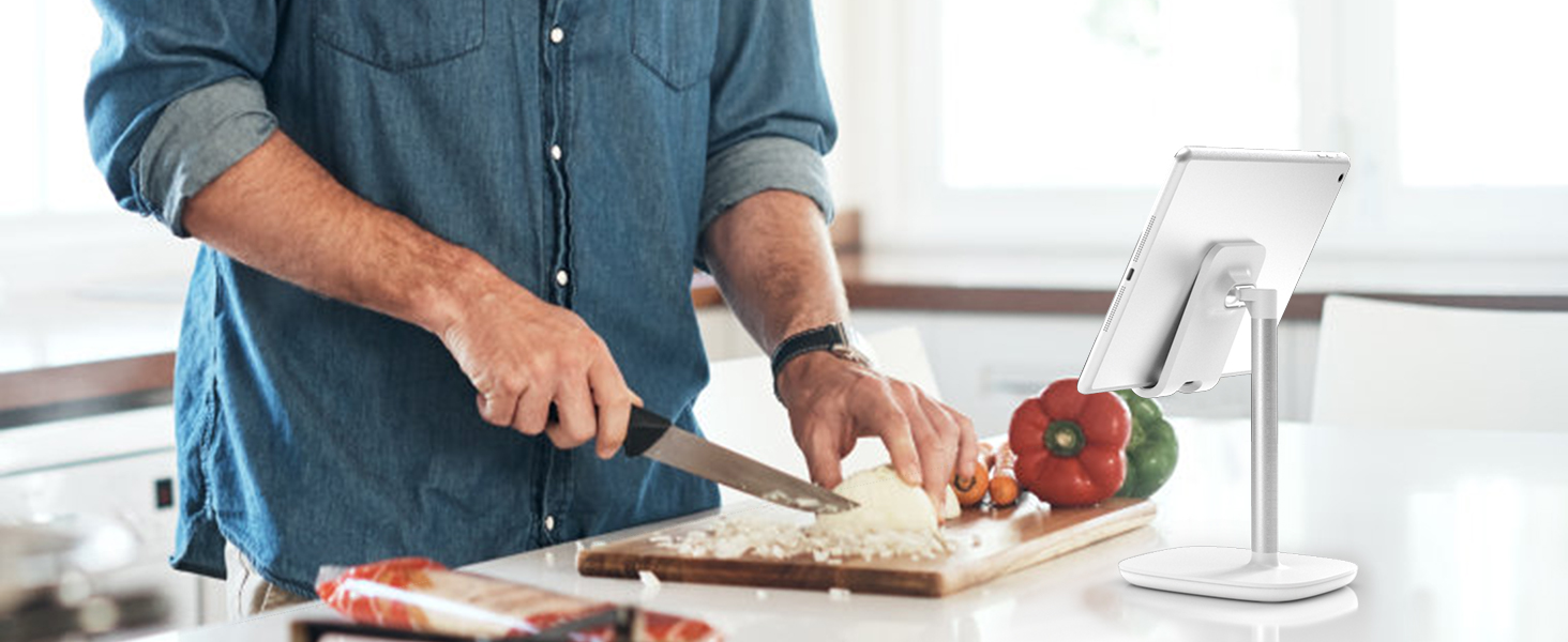 UGREEN 60343 Desktop Phone Stand Sturdy Aluminum Cell Phone Holder 003